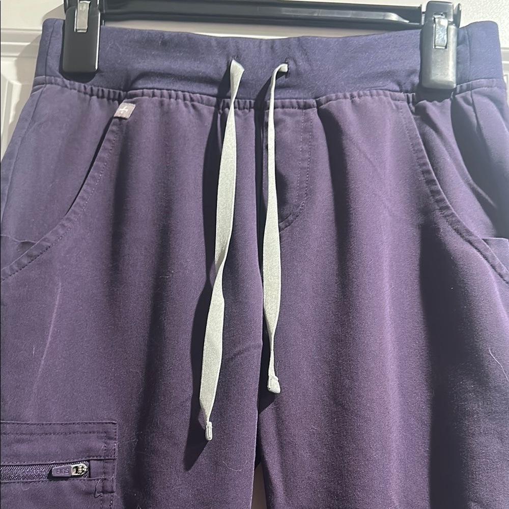 women's Purple Shadow Zamora- Petite Jogger Scrub Pants XSPetite Purple Shadow